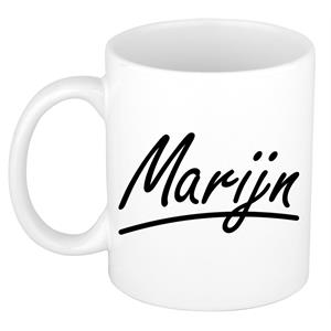 Bellatio Marijn naam cadeau mok / beker met sierlijke letters - Cadeau collega/ vaderdag/ verjaardag of persoonlijke voornaam mok werknemers