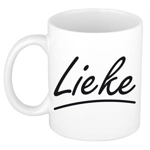 Bellatio Lieke naam cadeau mok / beker sierlijke letters - Cadeau collega/ moederdag/ verjaardag of persoonlijke voornaam mok werknemers