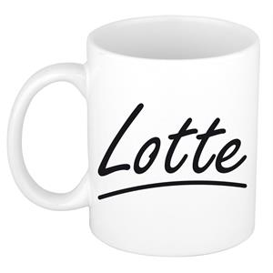 Bellatio Lotte naam cadeau mok / beker sierlijke letters - Cadeau collega/ moederdag/ verjaardag of persoonlijke voornaam mok werknemers