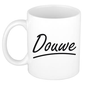Bellatio Douwe naam cadeau mok / beker met sierlijke letters - Cadeau collega/ vaderdag/ verjaardag of persoonlijke voornaam mok werknemers