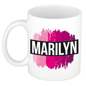 Bellatio Marilyn naam cadeau mok / beker met roze verfstrepen - Cadeau collega/ moederdag/ verjaardag of als persoonlijke mok werknemers