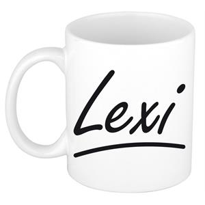 Bellatio Lexi naam cadeau mok / beker sierlijke letters - Cadeau collega/ moederdag/ verjaardag of persoonlijke voornaam mok werknemers