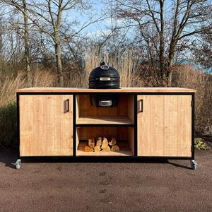 Industrielemeubelshop Douglas buitenkeuken Ties met deuren en stalen ombouw