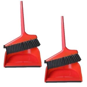 Gerimport Set van 2x stuks kunststof stoffer en blik met lange steel 24 x 82 cm rood -