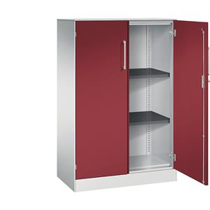 C+P Vleugeldeurkast ASISTO, hoogte 1292 mm, breedte 800 mm, 2 legborden, lichtgrijs/robijnrood