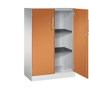 C+P Vleugeldeurkast ASISTO, hoogte 1292 mm, breedte 800 mm, 2 legborden, lichtgrijs/geeloranje