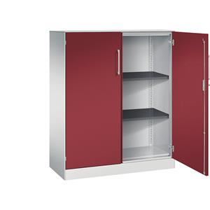 C+P Vleugeldeurkast ASISTO, hoogte 1292 mm, breedte 1000 mm, 2 legborden, lichtgrijs/robijnrood