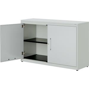 mauser Vleugeldeurkast, h x b = 830 x 1200 mm, kunststof blad, 1 legbord, lichtgrijs / lichtgrijs / lichtgrijs