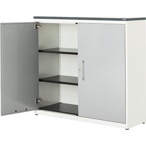 mauser Vleugeldeurkast, h x b = 1180 x 1200 mm, kunststof blad, 2 legborden, zuiver wit / blank aluminiumkleurig / wit