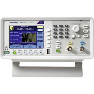 tektronix AFG1022 Funktionsgenerator netzbetrieben 0.000001Hz - 25MHz 2-Kanal Arbiträr, Dreieck, Pu Y561031