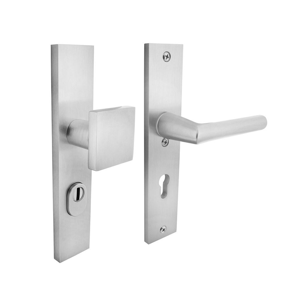 Intersteel SKG3 Veiligheidsbeslag rechthoekig greep/kruk geveerd PC72mm met UTB aluminium F1