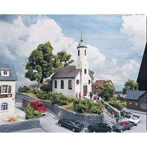 PIKO Spur H0 Bausatz Dorfkirche St. Lukas