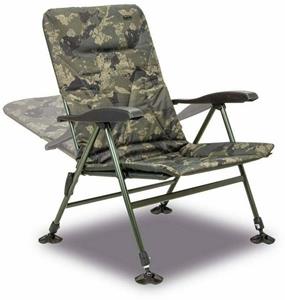 Undercover camo recliner chair