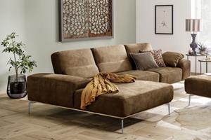 W.Schillig Ecksofa run, mit elegantem Holzsockel, Füße in Chrom glänzend, Breite 319 cm