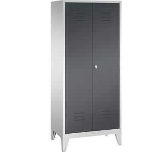 C+P CLASSIC Garderobenschrank mit Füßen, 4 Fachböden, Kleiderstange, Abteile 2 x 400 mm, lichtgrau / schwarzgrau