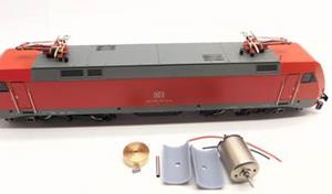 Crazytoys micromotor HMT002F motor ombouwset voor Märklin / Trix  BR 152 (Mittel Motor, Antrieb über Kardanwelle), BR 182, BR 189     Motor Märklin/Trix E192730