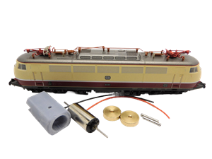 Crazytoys micromotor NA042F motor ombouwset voor Arnold E 03, BR 103, BR 127, BR 152, BR 750, RENFE / AVE / ARCO S 252, CP LE 5600  Motor met vliegwielen en slangkoppelingen