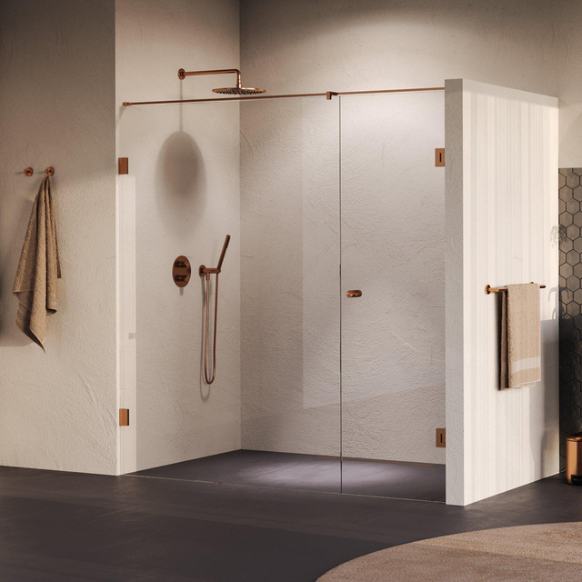 Brauer Void Carving Nisdeur - 2-delig - 190x200cm - 70cm draaideur aan muur - glascoating - omkeerbaar - helder glas - geborsteld koper PVD GS-VOCN2H70120200GK