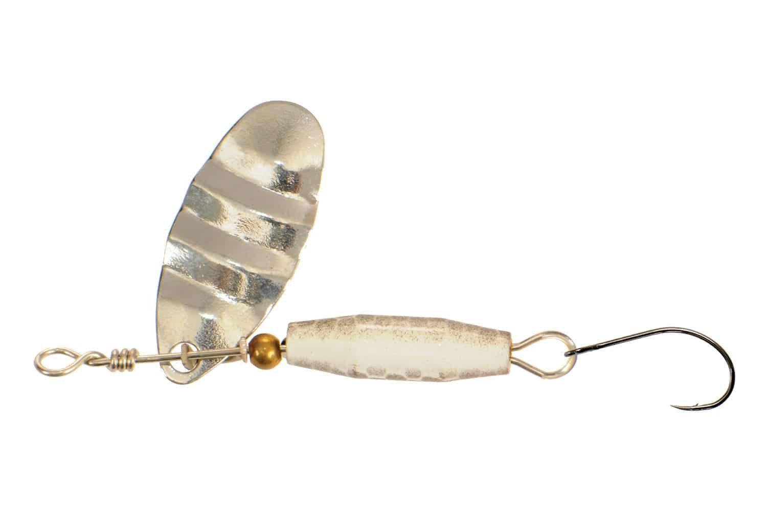 De  Trout Attractor Spinner – Goud zijn hoge kwaliteit spinners voor het vissen op forel. De spinner is gekleurd en geribbeld voor een hogere aantrekkingskracht door middel van reflecti