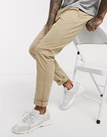 levi's Smalle chino's met smaltoelopende pijpen in chinobeige met wassing