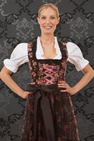 Edelnice Midi Dirndl Estefania Blumen schwarz