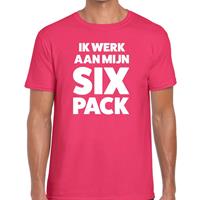 Bellatio Decorations Ik werk aan mijn SIX Pack roze t-shirt heren -