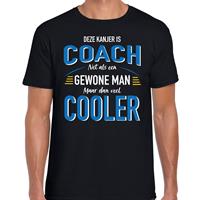 Bellatio Deze kanjer is coach net als een gewone man maar dan veel cooler t-shirt Zwart