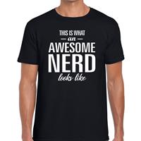 Bellatio Decorations Awesome nerd cadeau t-shirt zwart voor heren