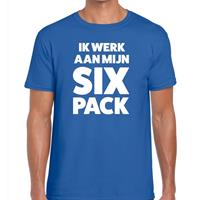 Bellatio Decorations Ik werk aan mijn SIX Pack heren T-shirt blauw -