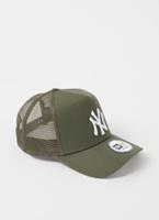 New Era MLB New York Yankees Snapback Trucker Cap