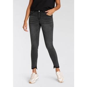 Arizona Skinny-fit-Jeans, Mit Kontrastsaum