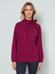 Blouse in modieus model  Berry