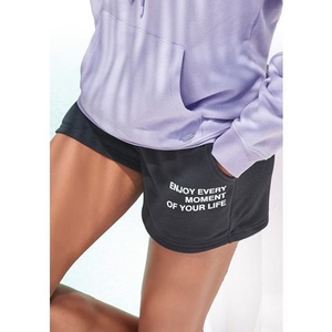 Buffalo Sweatshorts, mit Statement Druck