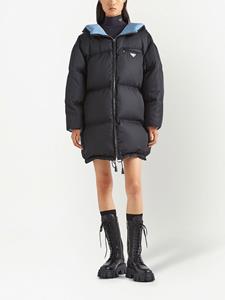 Prada Re-Nylon gabardine donsjas - Zwart