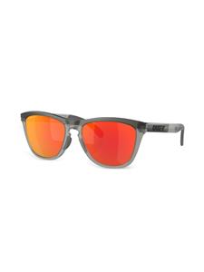 Oakley Frogskins™ zonnebril met vierkant montuur - Grijs