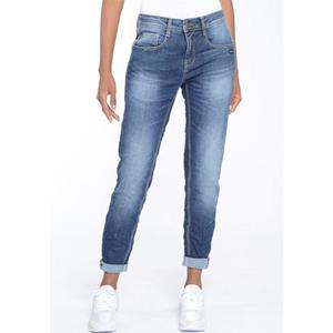 GANG Relax-fit-Jeans "94AMELIE", perfekter Sitz durch Elasthan-Anteil