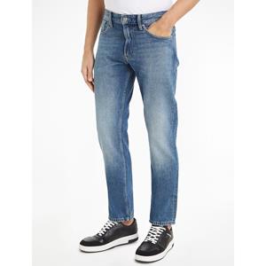 Calvin Klein Jeans Straight-Jeans "AUTHENTIC STRAIGHT", mit Logo-Badge