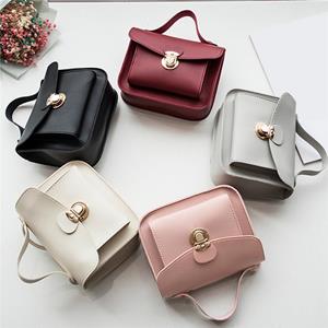 Summer Ladies Fashion Single Shoulder Messenger Bag Retro Lock Bag Small Fresh Pure Color Casual Small Square Bag