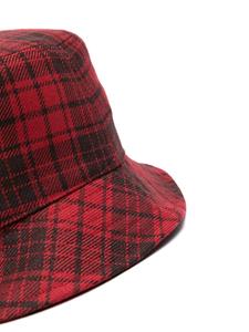 maisonkitsuné Maison Kitsuné Vissershoed met geborduurd logo - Rood