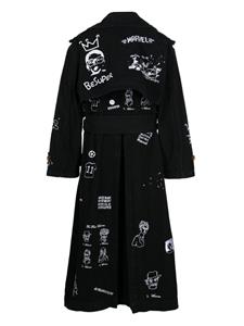 KidSuper Trenchcoat met geborduurde tekst - Zwart