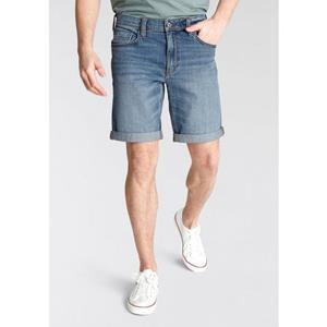 MUSTANG Jeansshort Washington omslagbaar, met lichte wassing