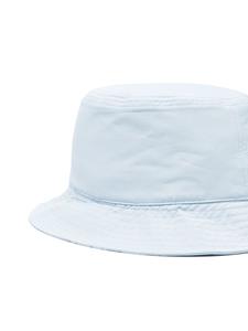 maisonkitsuné Maison Kitsuné Vissershoed met logo - Blauw