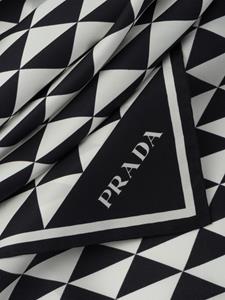 Prada Zijden sjaal met logo - Zwart