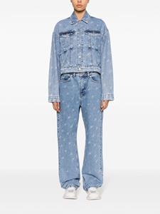 Axel Arigato initial-print cropped denim jacket - Blauw