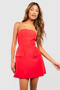 Boohoo Getailleerde Strapless Mini Jurk, Red
