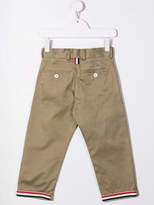 thombrownekids Thom Browne Kids Chino met RWB-streep - Bruin