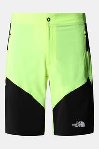 The North Face M Felik Slim Tapered Short Zwart/Geel