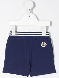 Moncler Enfant Trainingsshorts met gestreepte taille - Blauw