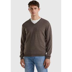 United Colors of Benetton V-Ausschnitt-Pullover im cleanen Look