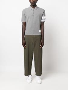 Thom Browne Poloshirt met vier strepen - Grijs